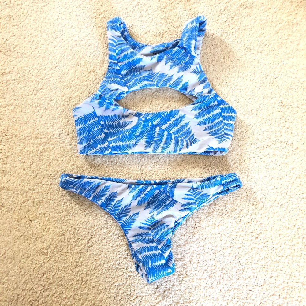 Mikoh Set Size Small.